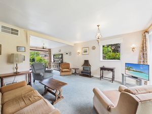 LOUNGE/DINING ROOM- click for photo gallery